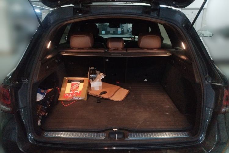 Used Mercedes-Benz GLC 2021 GLC 300 L 4MATIC Dynamic Model Trunk