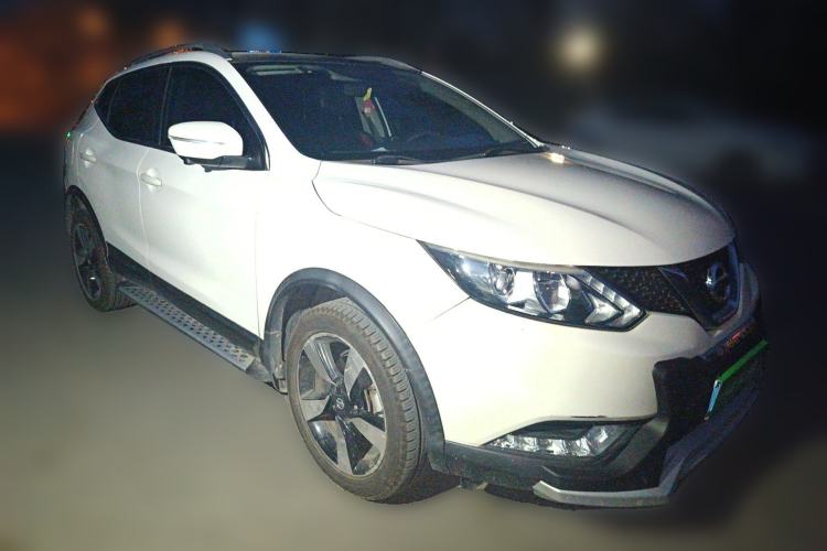 Used Nissan Qashqai 2017 2.0L CVT Luxury Edition China V Standard Front Right 45 Deg