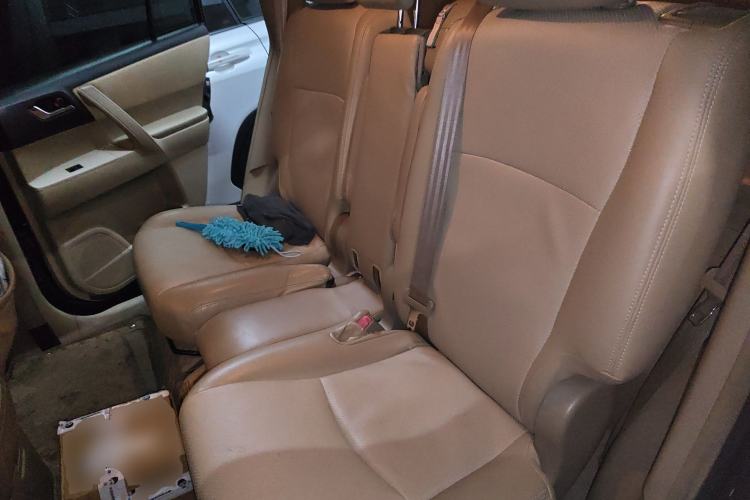 Used Toyota Highlander 2012 2.7L 2WD 5-Seater Elite Edition Left Rear Seat