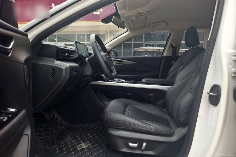 Used Wuling Xingguang 2024 Co-Creation Edition 510 Advanced Model