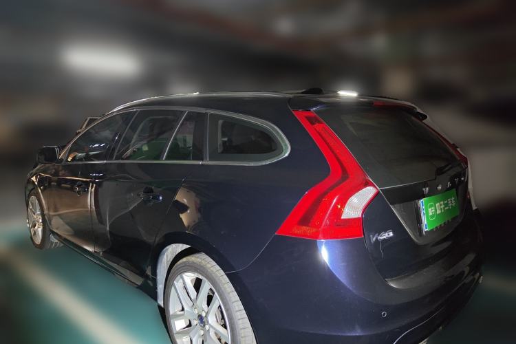 Used Volvo V60 2017 T5 Zhiyi Edition China V Standard Rear Left 45 Deg