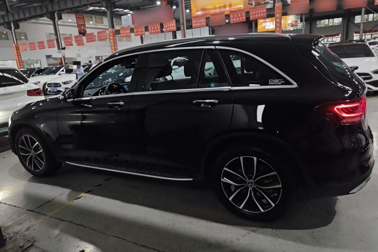 Used Mercedes-Benz GLC 2020 Facelift GLC 260 L 4MATIC Luxury Edition
