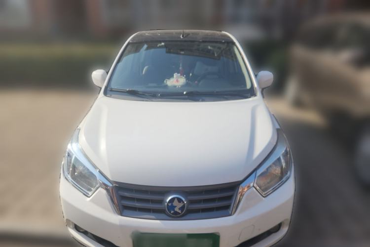 Used Venucia R50 2013 1.6L Automatic Luxury Edition