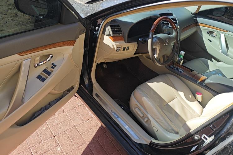 Used Toyota Camry 2013 200G Classic Luxury Edition