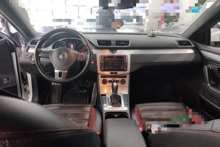 Used Volkswagen FAW-Volkswagen CC 2016 300TSI 25th Anniversary Edition Center Console