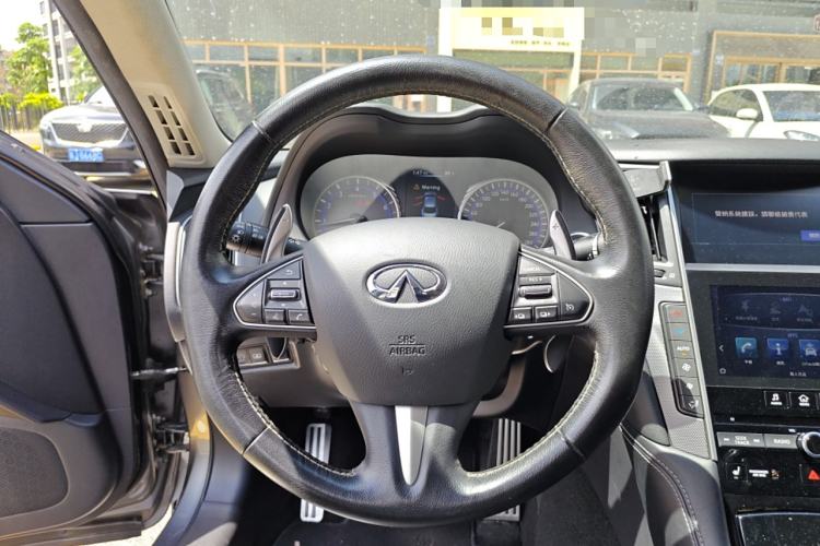 Used Infiniti Q50L 2016 2.0T Elite Sport Edition Steering Wheel