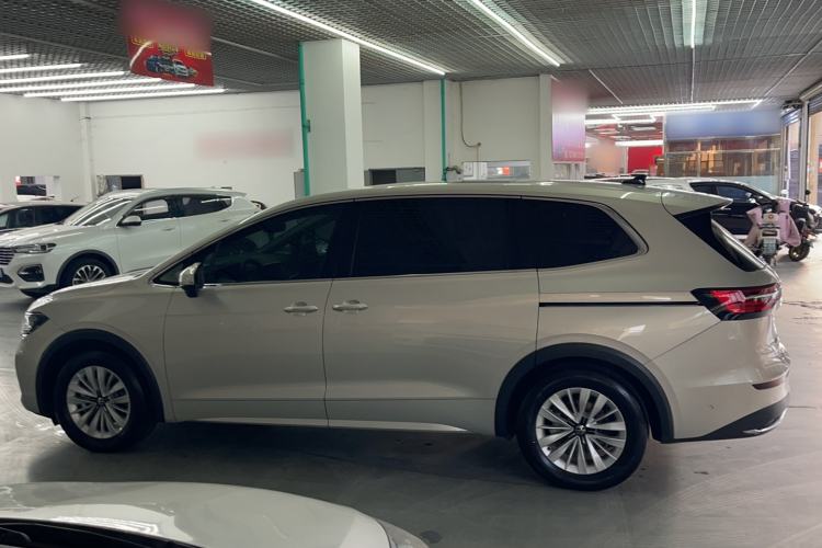 Used Volkswagen Viloran 2022 330TSI Business Edition