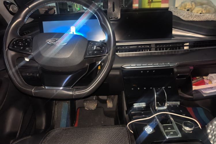 Used Chery Tiggo 8 PLUS 2021 290TGDI DCT Haoting Edition Center Console