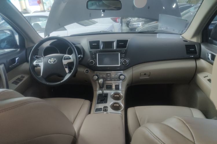 Used Toyota Highlander 2012 2.7L Two-Wheel Drive 7-Seater Luxury Edition