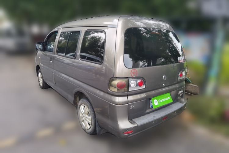 Used FORTHING Lingzhi 2017 V3 1.5L 5-Seater Special Offer Model