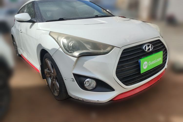 Used Hyundai Veloster 2012 1.6T Automatic Luxury Edition Front Right 45 Deg