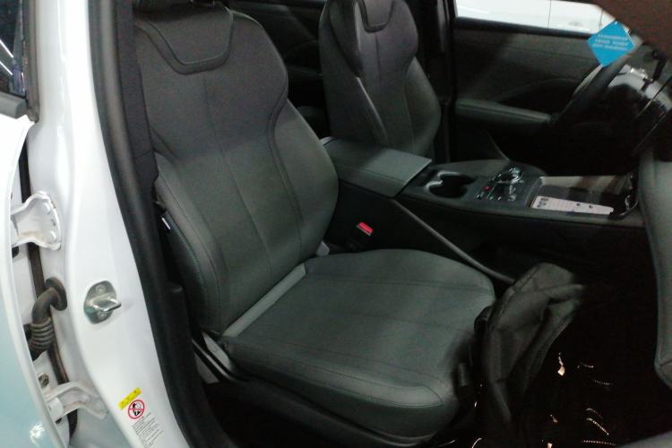 Used BYD Qin PLUS 2025 DM-i Smart Drive 55KM Leading Model Right Front Seat