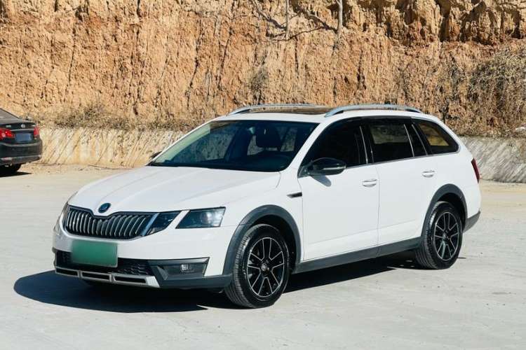 Used Skoda Octavia 2019 TSI230 DSG Luxury Edition Station Wagon China V Standard
