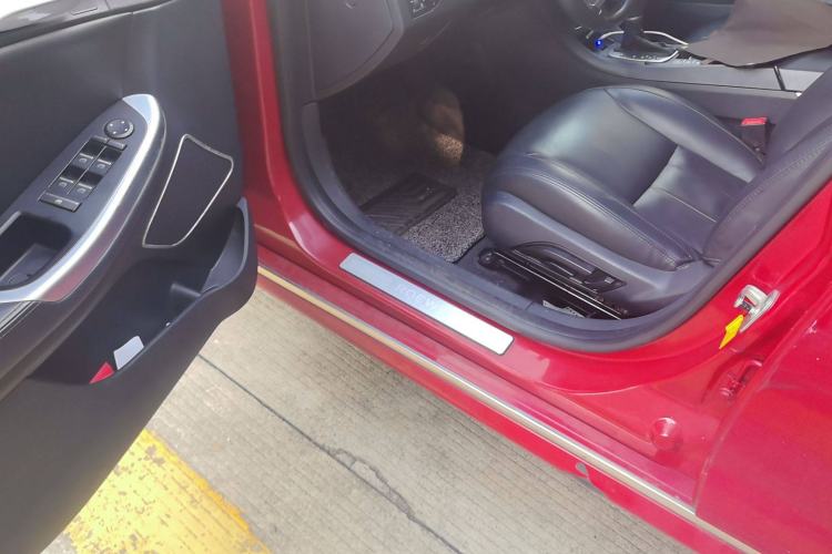 Used Roewe 550 2013 550S 1.8L Automatic Start-Zhen Edition