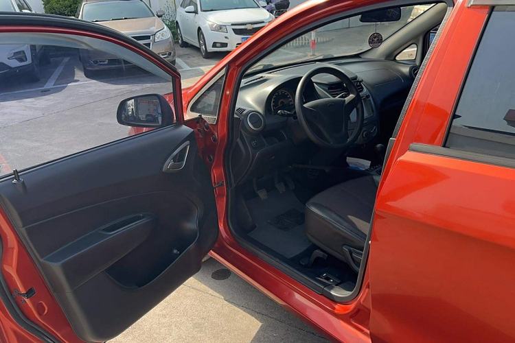 Used Chevrolet Sail 2013 Sedan 1.2L Manual Fashionable Happiness Edition