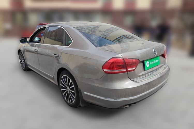 Used Volkswagen Passat 2014 1.8TSI DSG Prestige Navigation Edition
