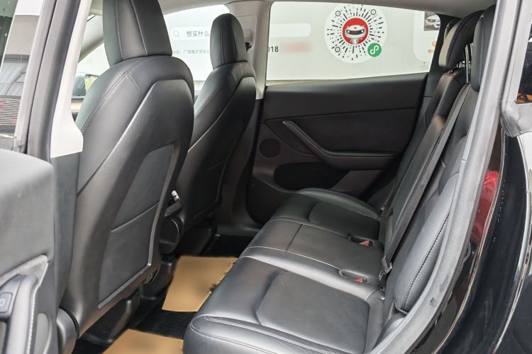 Used Tesla Model Y 2022 Long-Range All-Wheel-Drive Version