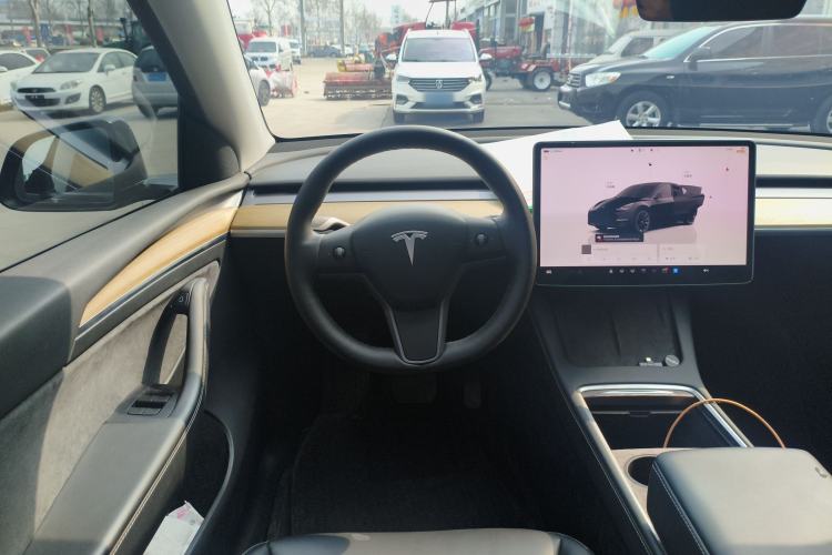 Used Tesla Model Y 2022 Rear-Wheel-Drive Version Steering Wheel