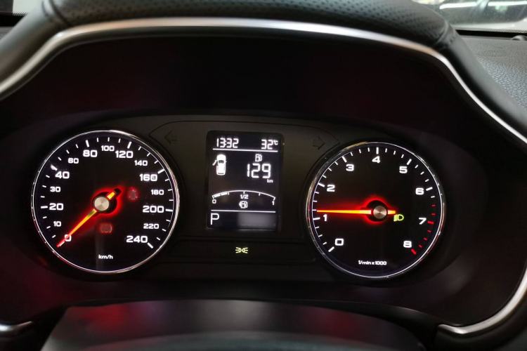 Used MG HS 2019 20T Automatic Two-Wheel Drive Luxury Edition China VI Standard
