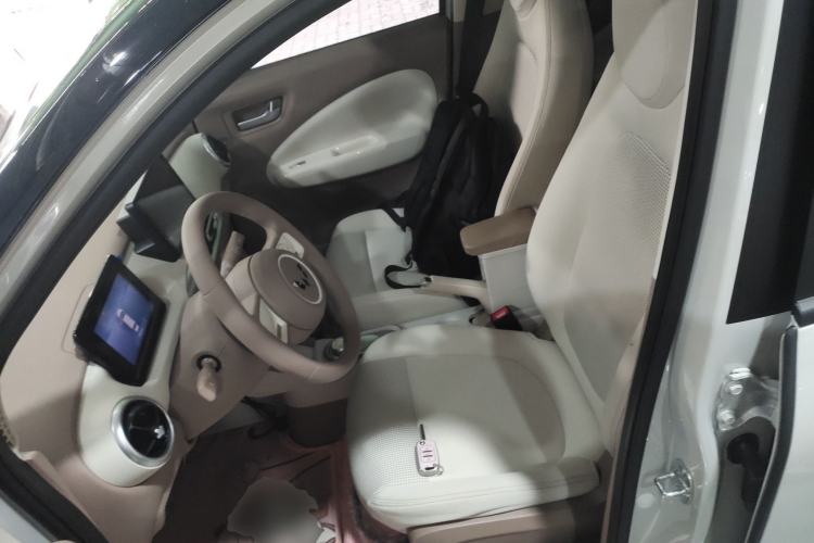 Used Wuling Hongguang MINIEV 2025 Four-Door Version Advanced Edition Left Front Seat