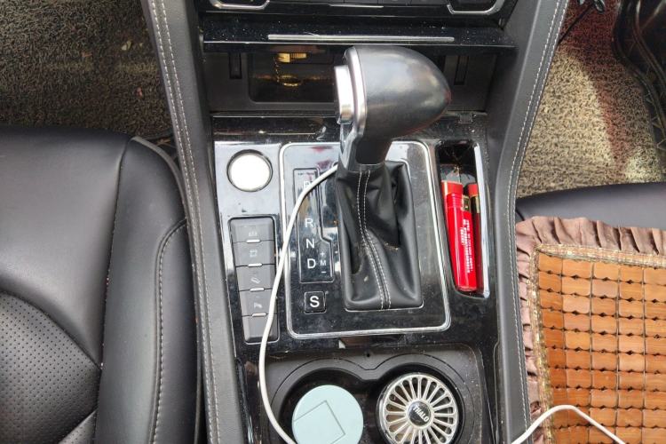 Used Zotye Domy X7 2017 Upgraded Edition 1.8T DCT Huashan Model