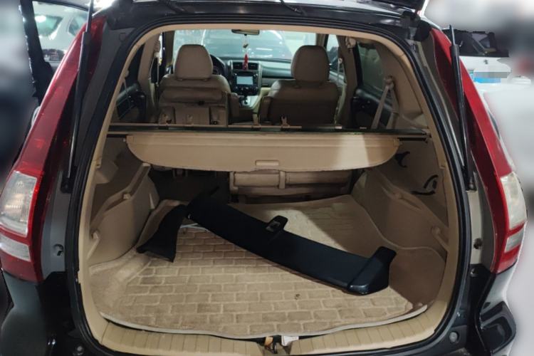 Used Honda CR-V 2007 2.4L automatic four-wheel drive luxury edition Trunk