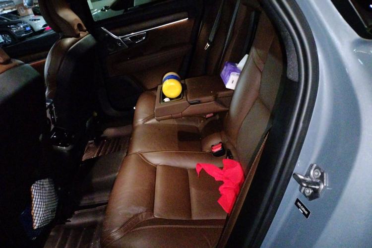 Used Volvo V90 2022 Cross Country B5 AWD Prestige Edition