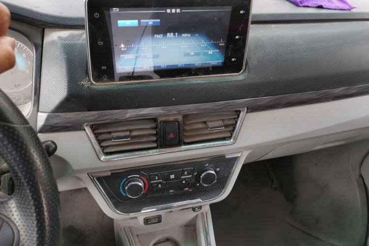 Used Jinbei New Hiace S 2021 1.5L Wealth Model Non-Air-Conditioned Version National VI Standard SWC15M Audio And AC Panel