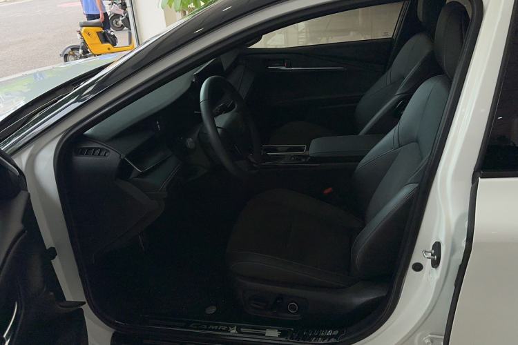 Used Toyota Camry 2024 2.0S Sport Edition
