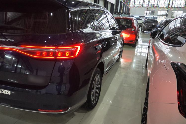 Used BYD Song MAX 2021 Upgraded Model 1.5T Automatic Luxury 7-Seater
