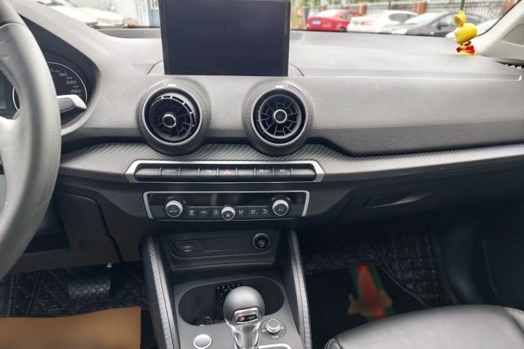 Used Audi Q2L 2020 35 TFSI Fashion Dynamic Model Audio And AC Panel