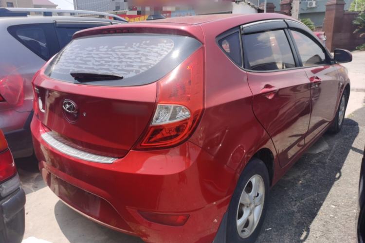 Used Hyundai Verna Ray 2014 1.4L Automatic GLX
