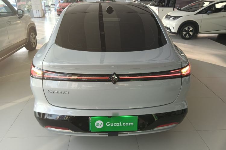 Used Baojun Enjoy 2025 All-Electric 600km Luxury Edition
