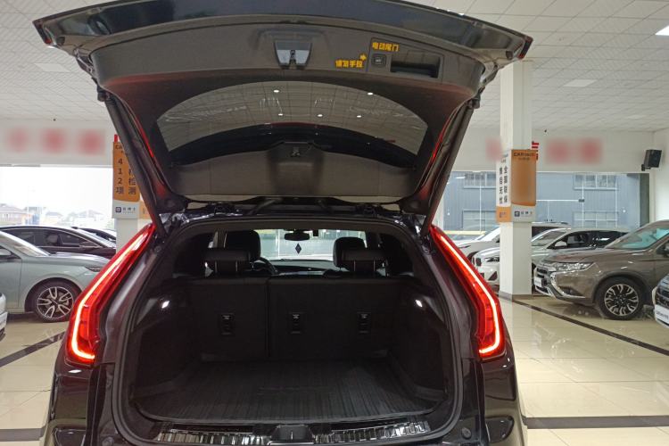 Used Cadillac XT4 2021 28T Two-Wheel Drive Leading Version
