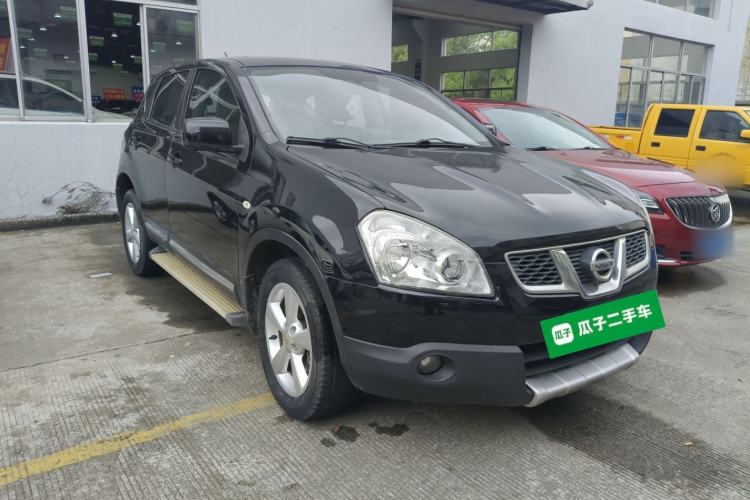 Used Nissan Qashqai 2012 2.0 XV LE CVT 2WD Front Right 45 Deg