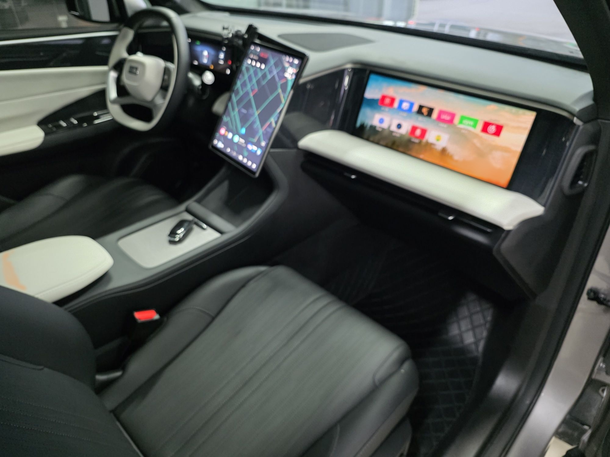 Geely Galaxy L7 2025 EM-i 115km Exploration+ Edition — снимка 15