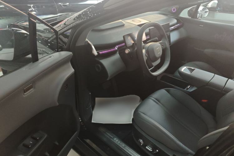 Used Zeekr X 2025 5-Seater Long-Range Version
