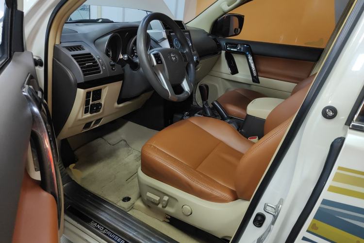 Used Toyota Prado 2016 2700 TX 5-Seater Middle East Version
