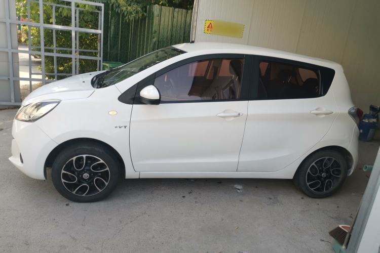 Used CHANGAN Benni 2015 1.4L Manual Luxury Model China V Standard
