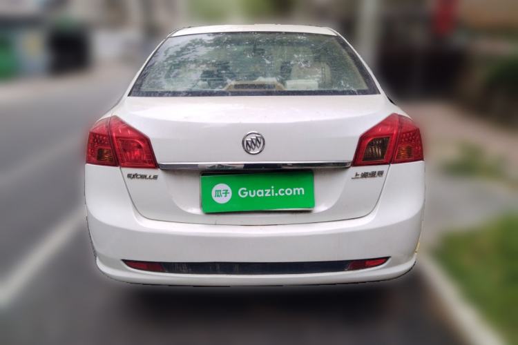 Used Buick Excelle 2011 1.6LX-AT Rear