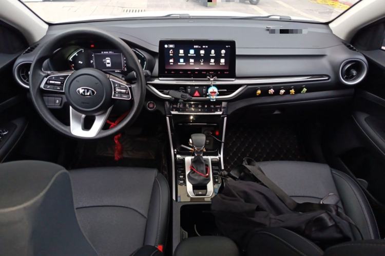 Used Kia K3 2019 1.5L CVT Smart Connectivity Version Center Console