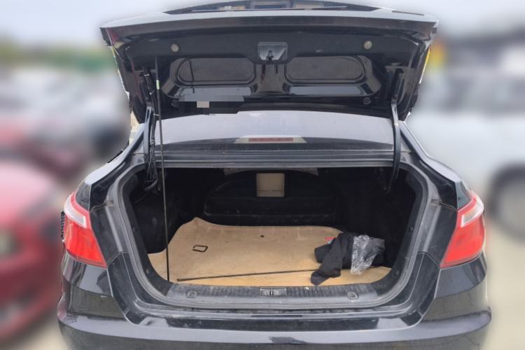 Used CHANGAN Eado 2013 1.6L Manual Luxury Model China V Standard Trunk