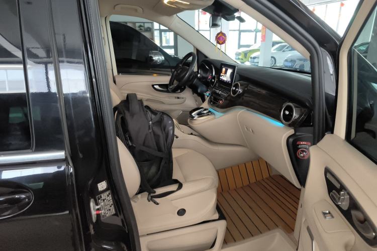 Used Mercedes-Benz V-Class 2018 V 260 L Prestige Extended Version China VI