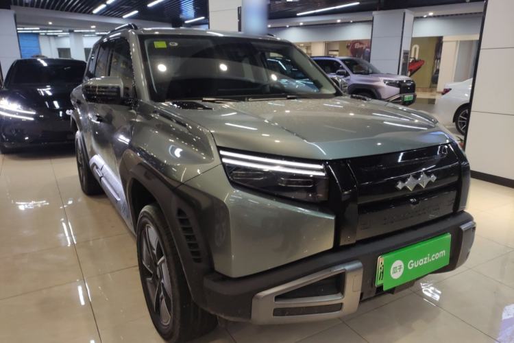 Used Formula Leopard Titanium 3 2025 501KM All-Wheel Drive Intelligent Driving Ultra Version
