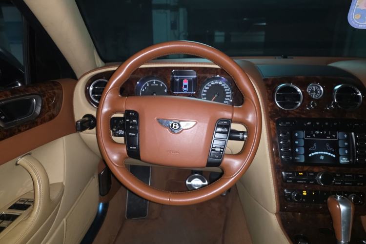 Used Bentley Flying Spur 2010 6.0T Five-Seat Version
