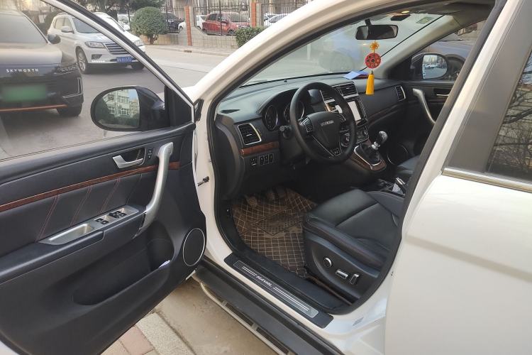 Used Haval H6 2015 Revised Version Sport Edition 1.5T Manual Transmission Two-Wheel Drive Elite Grade