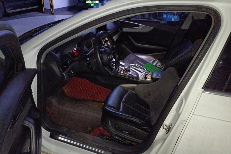 Used Audi A4L 2018 30th Anniversary Edition 30 TFSI Ambition Model