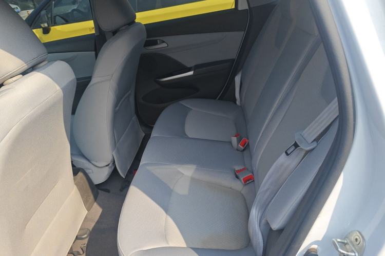 Used Chevrolet Lova RV 2016 1.5L Manual Comfort Edition
