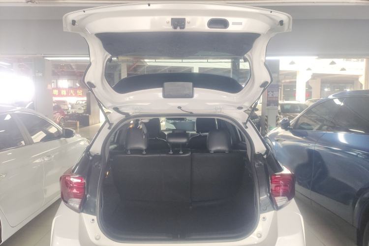 Used Toyota YARiS L Zhi Xuan 2020 X-Trail X 1.5L CVT Leading Edition
