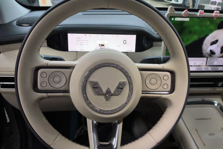 Used Wuling Bingo S 2025 Model 325km Deluxe Edition